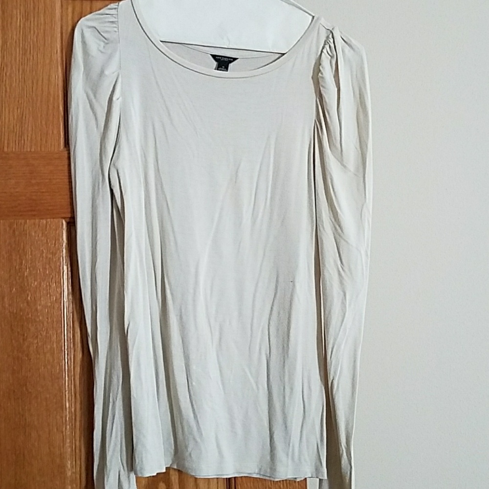 Ann Taylor long sleeve tee
